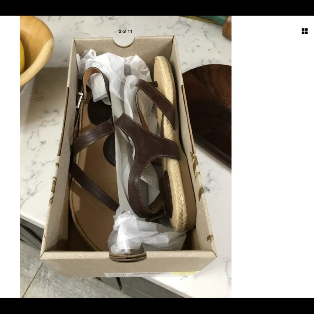 B.O.C Lucila Flat Thong Slingback Sandals
Brown 8M - Picture 2 of 8